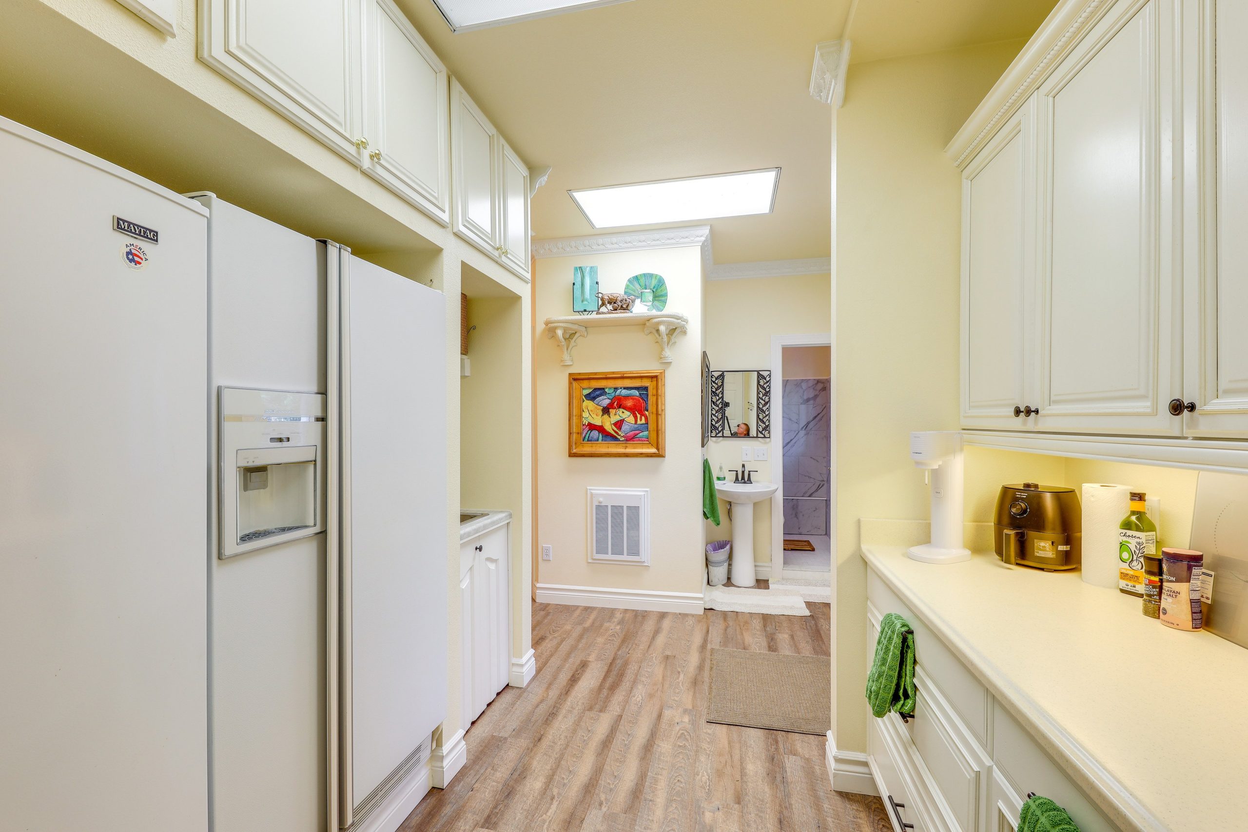 kitchen_fridges_bathroom